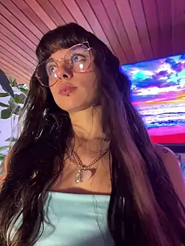 Snapshot of VioletaSubmissive chatting on 6, 2, 2026 VioletaSubmissive online show from 6, 2, 2026