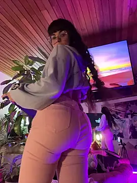 Snapshot of VioletaSubmissive chatting on 23, 2, 2026 VioletaSubmissive online show from 23, 2, 2026