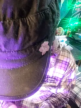 Boo-boo kittyfux online show from 11, 11, 2025