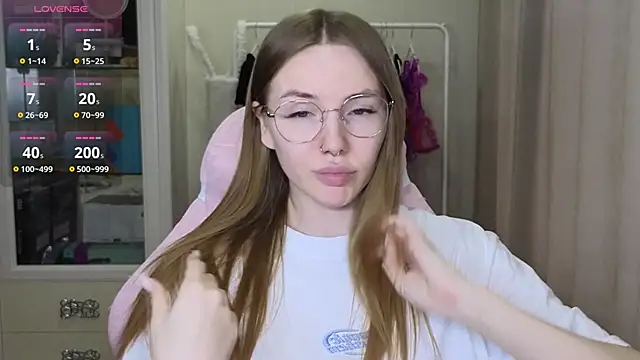 littlevildevil online show from 19, 3, 2025