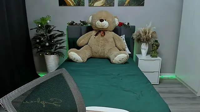 AlexaHarmon online show from 28, 1, 2025