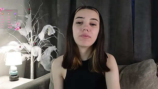 Snapshot of GillianDowdey chatting on 12, 1, 2025 GillianDowdey online show from 12, 1, 2025