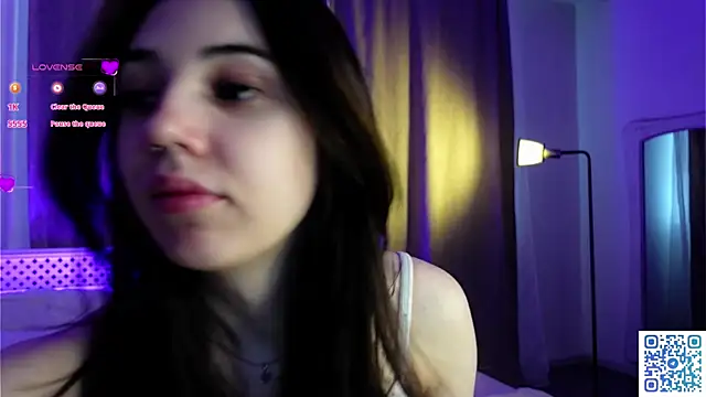 Snapshot of GillianDowdey chatting on 5, 3, 2025 GillianDowdey online show from 5, 3, 2025