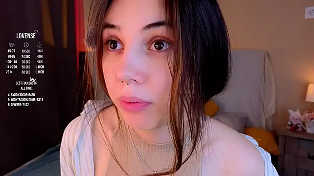 Snapshot of GillianDowdey chatting on 12, 9, 2025 GillianDowdey online show from 12, 9, 2025
