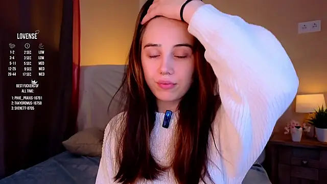 Snapshot of GillianDowdey chatting on 12, 10, 2025 GillianDowdey online show from 12, 10, 2025
