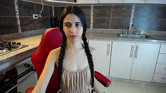 anna alvarez online show from 15, 2, 2025