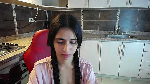 anna alvarez online show from 15, 2, 2025