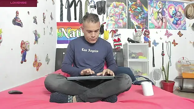 Snapshot of nathan_sanchez chatting on 19, 10, 2025 nathan sanchez online show from 19, 10, 2025