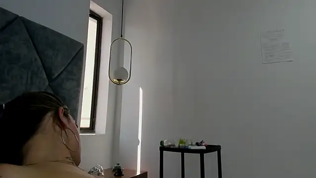 Snapshot of Lizz_Luna chatting on 20, 1, 2025 Lizz Luna online show from 20, 1, 2025