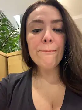 Snapshot of Sophie_Eaton chatting on 13, 9, 2025 Sophie Eaton online show from 13, 9, 2025