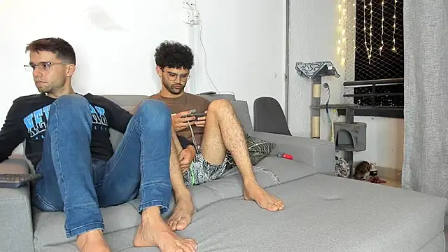 crisandrews online show from 25, 11, 2025