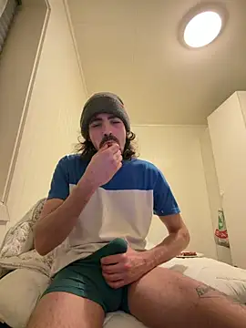 wolfwhite95 online show from 6, 4, 2026