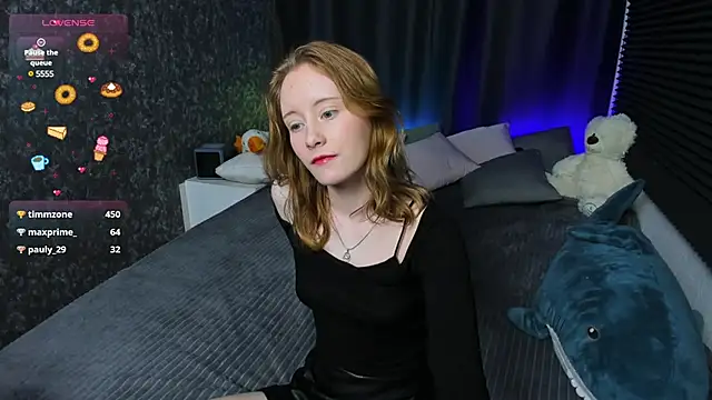 Snapshot of MonicaPerryy chatting on 19, 2, 2025 MonicaPerryy online show from 19, 2, 2025