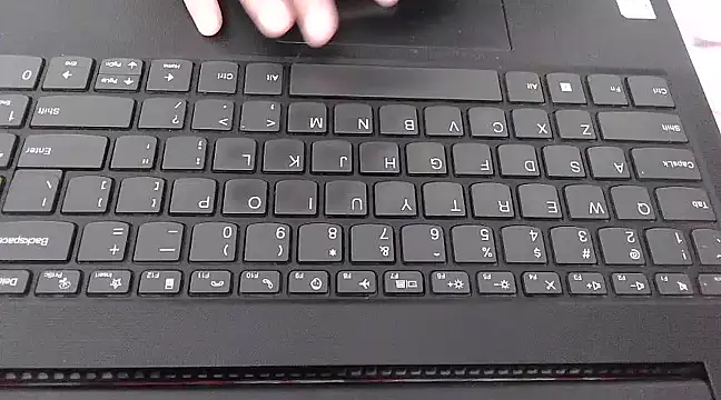 ANANYA-TIWARI online show from 17, 2, 2025