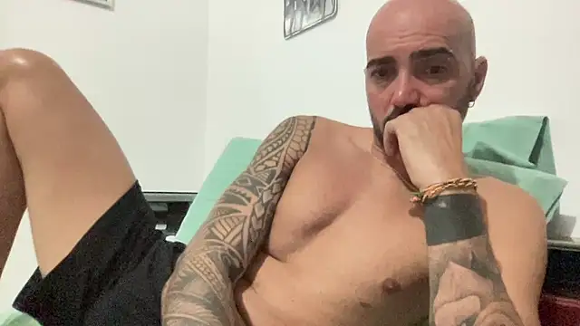 Snapshot of alessandromori91 chatting on 8, 9, 2025 alessandromori91 online show from 8, 9, 2025