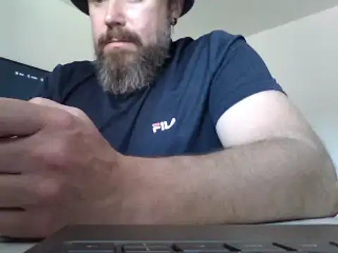Snapshot of FROL83 chatting on 6, 6, 2026 FROL83 online show from 6, 6, 2026