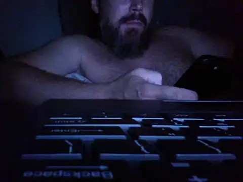 Snapshot of FROL83 chatting on 8, 6, 2026 FROL83 online show from 8, 6, 2026