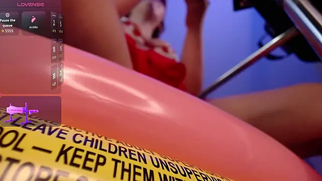 AlessiaDouce online show from 28, 11, 2025