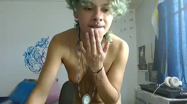 Snapshot of fenixmfx19 chatting on 27, 12, 2024 fenixmfx19 online show from 27, 12, 2024