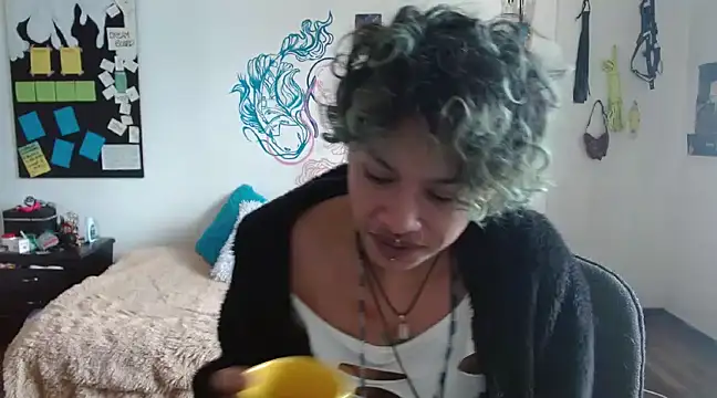 Snapshot of fenixmfx19 chatting on 9, 1, 2025 fenixmfx19 online show from 9, 1, 2025