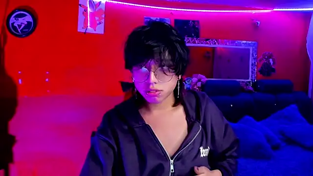 Snapshot of AnggelONfiree chatting on 17, 1, 2025 AnggelONfiree online show from 17, 1, 2025