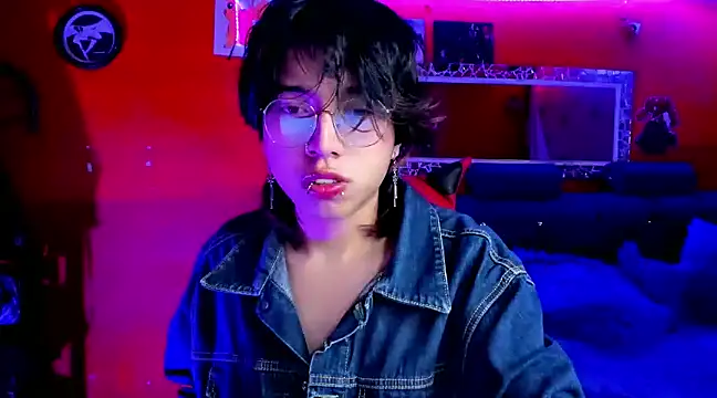 Snapshot of AnggelONfiree chatting on 2, 2, 2025 AnggelONfiree online show from 2, 2, 2025