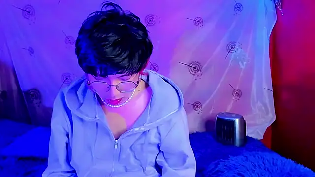 Snapshot of AnggelONfiree chatting on 16, 2, 2025 AnggelONfiree online show from 16, 2, 2025