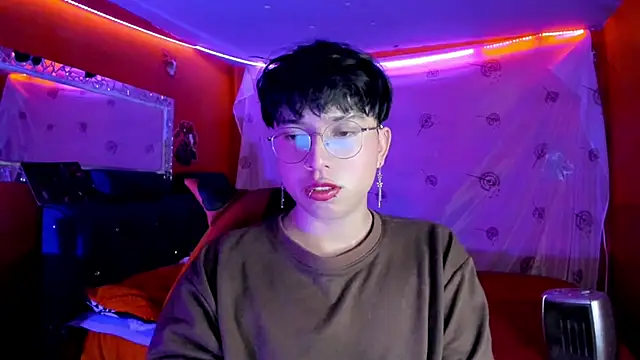 Snapshot of AnggelONfiree chatting on 17, 9, 2025 AnggelONfiree online show from 17, 9, 2025