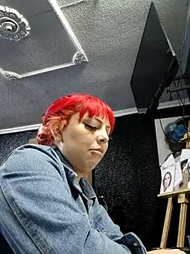 Snapshot of madelaine- chatting on 23, 2, 2025 madelaine- online show from 23, 2, 2025