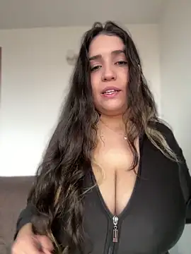 valentina jonnes1 online show from 7, 6, 2026