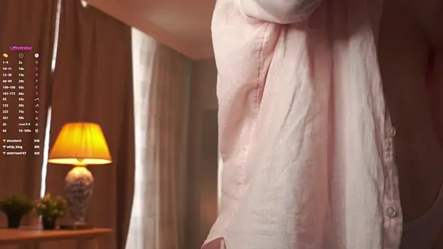 AudreyBarren online show from 28, 2, 2025