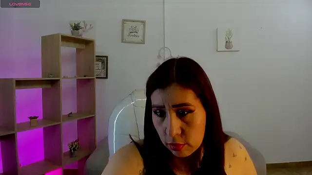 Alexx Scoot online show from 18, 1, 2025