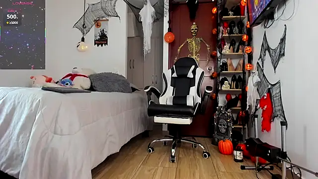 SophieBaker   online show from 30, 10, 2025