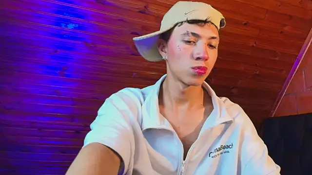 Justyn Ross online show from 23, 11, 2025