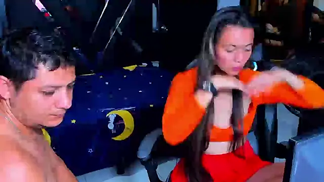 Snapshot of ValentinaAndTerry chatting on 22, 12, 2024 ValentinaAndTerry online show from 22, 12, 2024