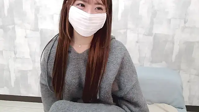 LOVE MOMO LOVE online show from 7, 11, 2025