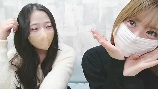 LOVE MOMO LOVE online show from 7, 4, 2026