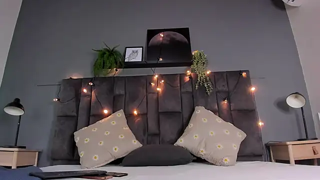 DulceAurora   online show from 6, 2, 2026