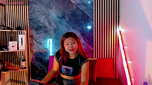 Isalombardi online show from 7, 11, 2025