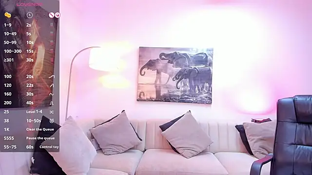 Snapshot of valerywalkeer7 chatting on 8, 2, 2025 valerywalkeer7 online show from 8, 2, 2025