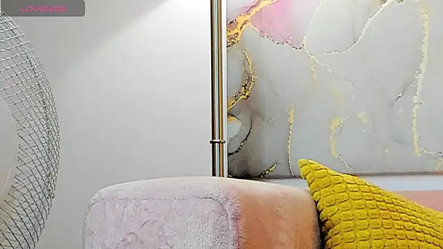 miaybabysone online show from 25, 1, 2025