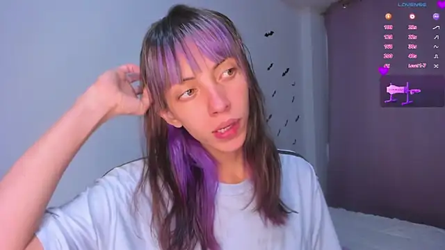 MiaGoth  online show from 8, 11, 2025