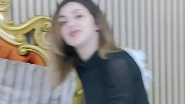 EmaSkyes online show from 11, 3, 2025