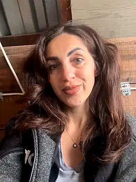 EmaSkyes online show from 26, 9, 2025