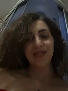 EmaSkyes online show from 3, 10, 2025