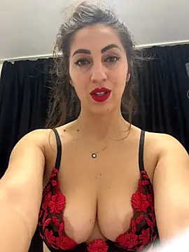 EmaSkyes online show from 29, 11, 2025