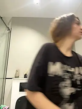 BelleSkye online show from 15, 3, 2025