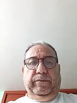 Snapshot of MATTHEW_MRANDA chatting on 6, 5, 2026 MATTHEW MRANDA online show from 6, 5, 2026