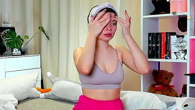 callmetori online show from 10, 1, 2025