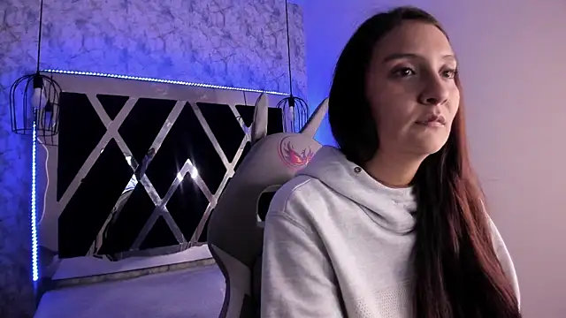  alaia collway  online show from 30, 1, 2025